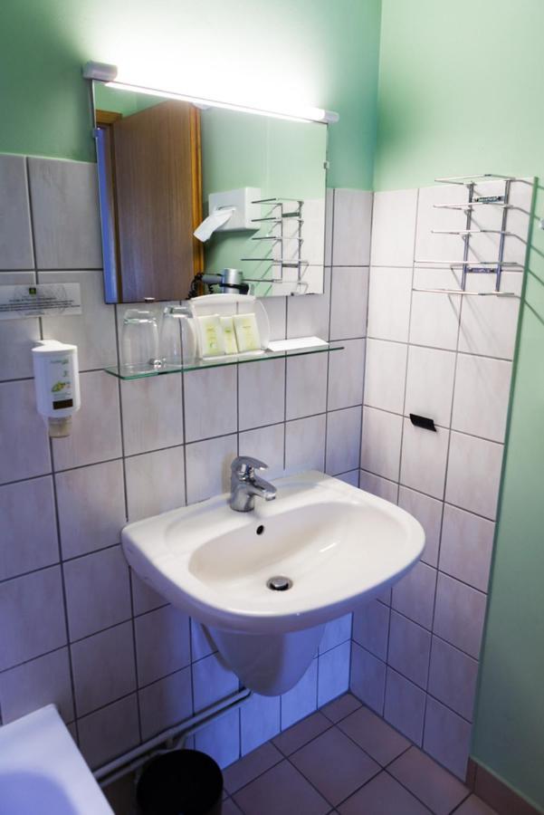 Au Tilleul Mittelhausbergen Bagian luar foto